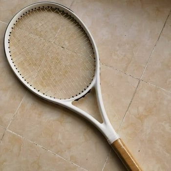 Teniska reketa - potpuno karbonsko kućište, karbonska tkanina, OEM prilagodba s logotipom, najlonske niti, napetost do 60 lb