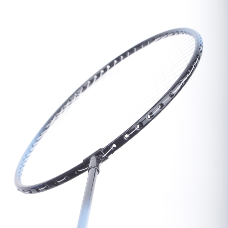 Saisilon badminton raketa — okvir od željeznog legura, najlon mrežni damil, težina 90–94 g, debljina drške G5, model TZP-02, pogodno za amatere mlađeg uzrasta