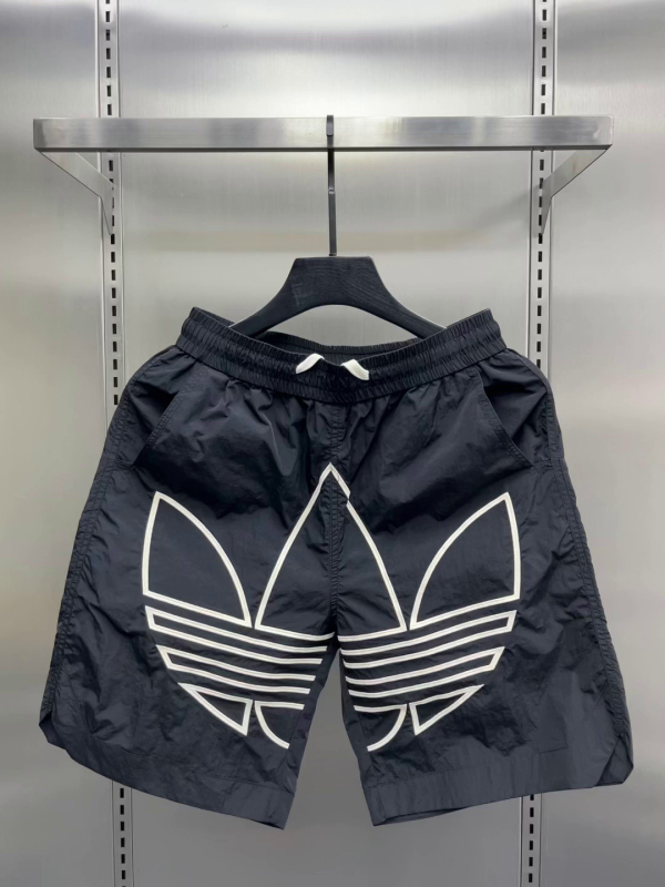 Muške šorceve, korejskog stila, brzo sušeći, izvezeni detalji, glavni materijal 100% poliester