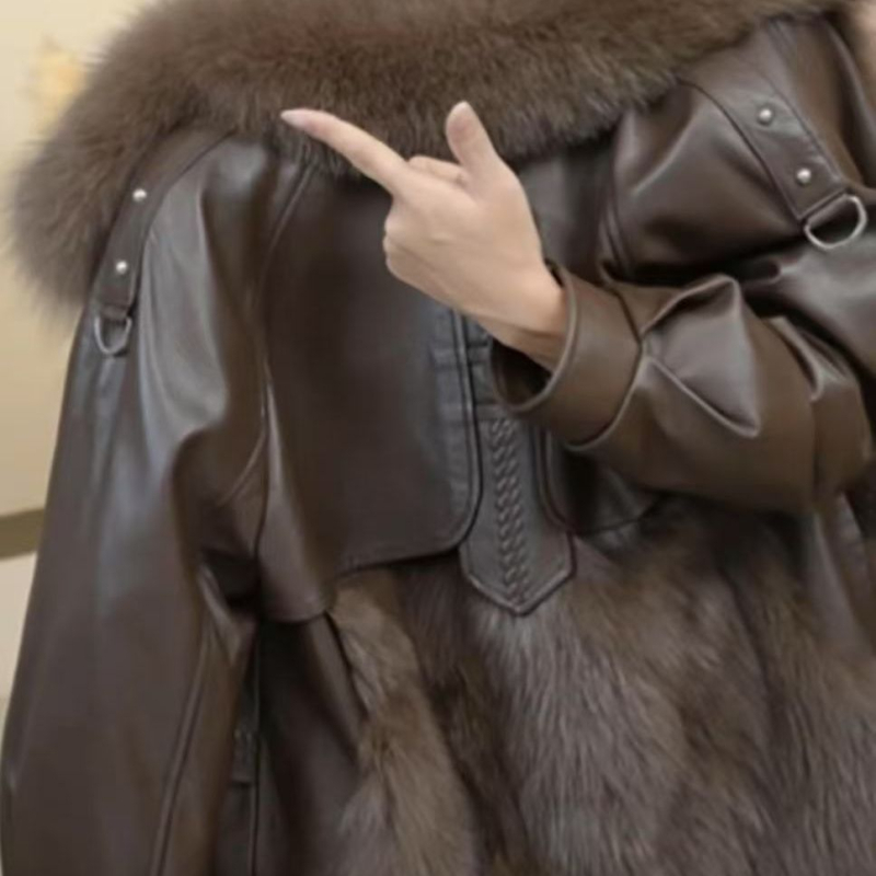 Kožni kaput od umjetne kože s chenille materijalom, kapuljača, redovita duljina, bez krzna na ovratniku