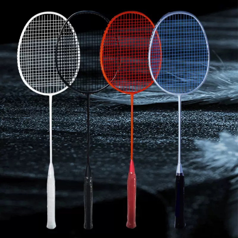 Trening raketa za badminton s okvirom od staklenih vlakana, težina 90–94 g, najlonske žice, srednja tvrdoća, za amaterske juniore