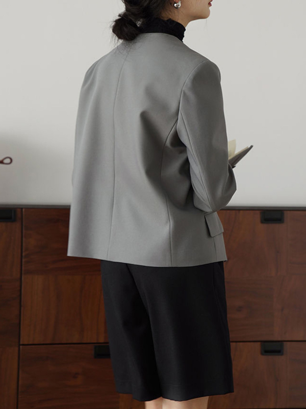 Sacou dama fără guler, stil britanic, croială lejeră, mâneci lungi, lungime 50-65 cm