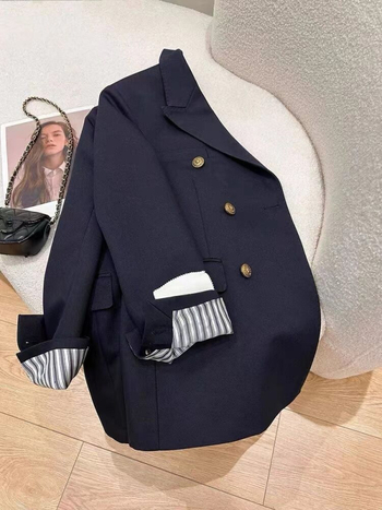 Sacou feminin de costum: nasturi dubli, broderie, poliester, lungime medie, rever de costum (Toamna 2023)