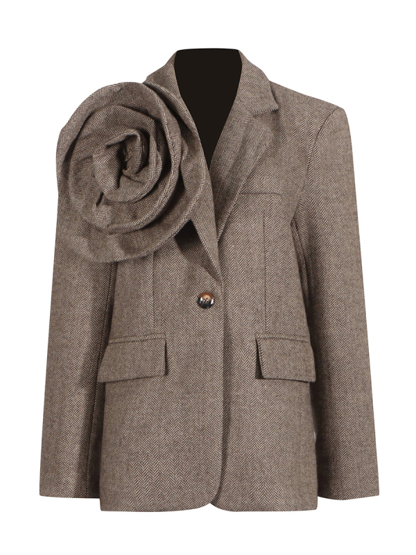 Blazer damă, croială lejeră, decolteu în V, nasturi la un singur rând, amestec poliester-bumbac, toamnă 2025.