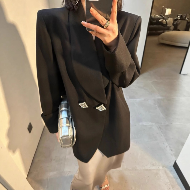 Sacou blazer dama, croială lejeră, lungime medie, rever clasic, poliester