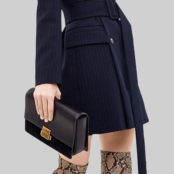 Sacou feminin slim-fit, în dungă, cu nasturi dubli, lungime medie, decolteu în V, poliester texturat