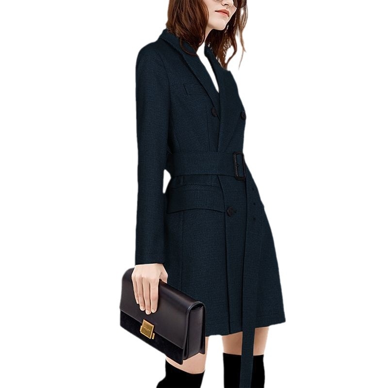 Sacou feminin slim-fit, în dungă, cu nasturi dubli, lungime medie, decolteu în V, poliester texturat