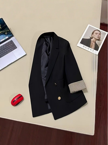 Blazer damă mediu, cu nasturi dubli, guler în stil sacou, mâneci lungi, poliester, design patchwork