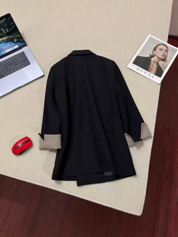 Blazer damă mediu, cu nasturi dubli, guler în stil sacou, mâneci lungi, poliester, design patchwork