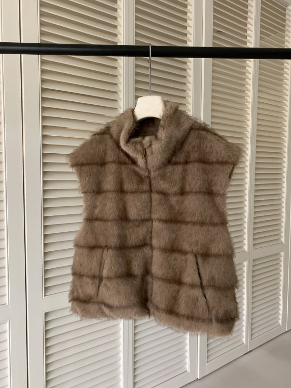 Ženski retro prsluk – stojeći ovratnik, zatvarač, poliester, duljina 50–65 cm