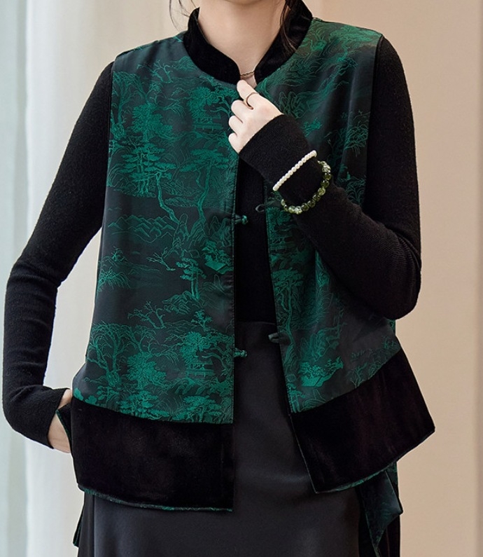 Vestă reversibilă pentru femei fără mâneci — guler rotund, croială lejeră, poliester ≥95%, căptușeală viscose, închidere cu nasturi pe un rând