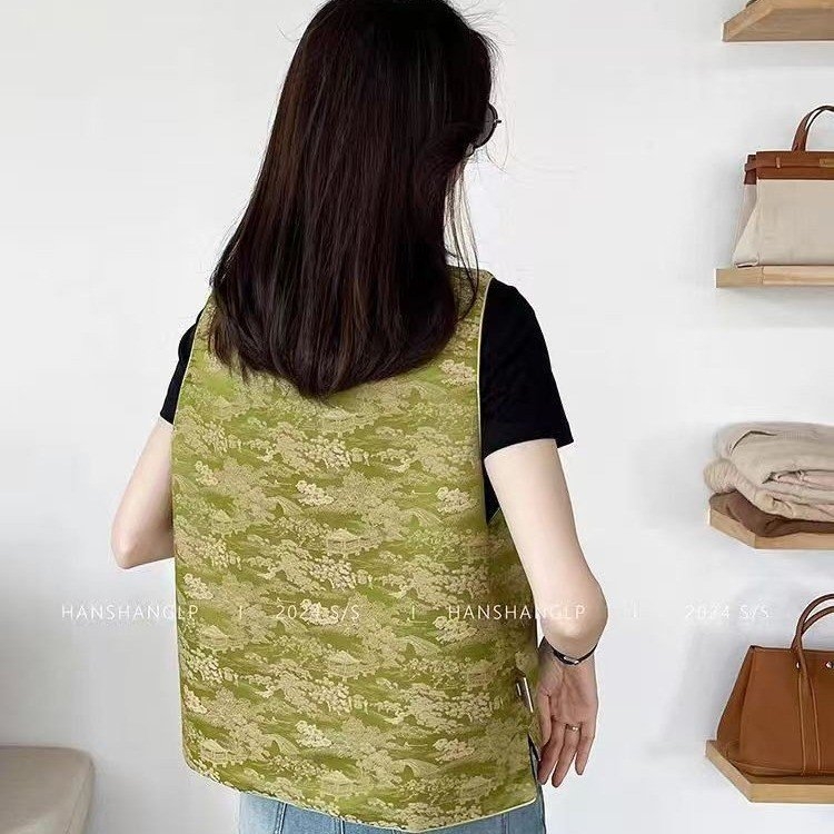 Dvostrano žakardno prsluk s polo ovratnikom, Chenille tkanina, polyester ≤30%, proljeće 2025