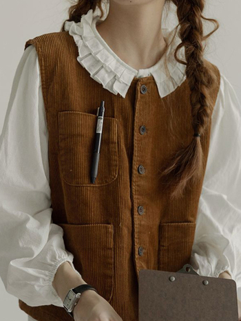 Ženski corduroy vest, gumbasti stil, okrugli ovratnik, duljina 50–65 cm, jesen 2025
