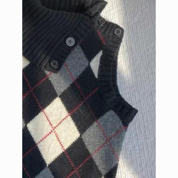 Ženski bezrukavni vest s V izrezom, ultra kratka duljina ≤40 cm, tkanina od ovčjeg kašmira, punilo vuna, osnovni stil za zrelu ženu