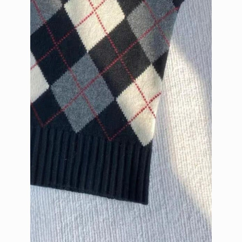 Ženski bezrukavni vest s V izrezom, ultra kratka duljina ≤40 cm, tkanina od ovčjeg kašmira, punilo vuna, osnovni stil za zrelu ženu