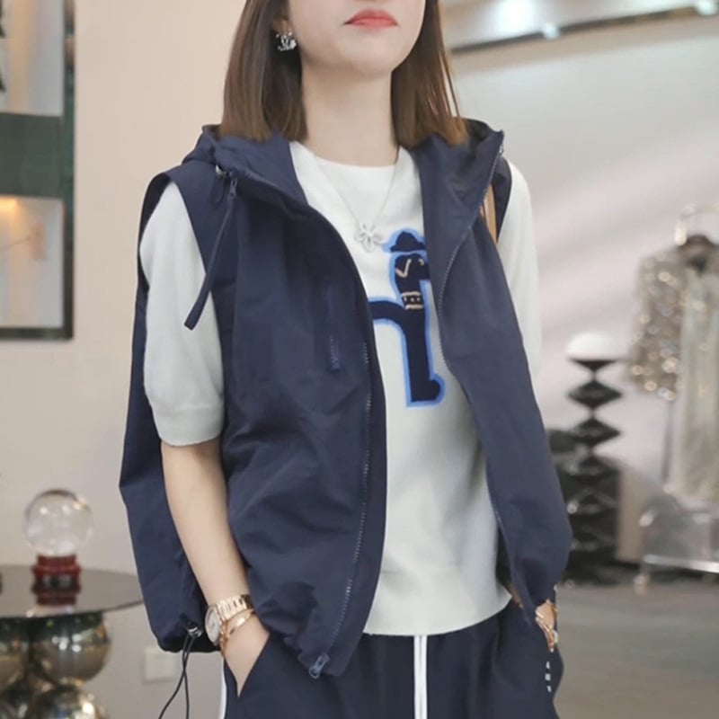 Ženska kratka vest jakna s kapuljačom i šniranjem, poliester, elegantan gradski stil, normalna duljina