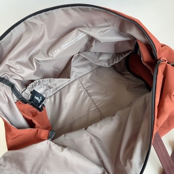 Bellroy Putna torba – Unisex, ultra lagana, kapacitet 20–35 L, poliester, podstava od netkanog materijala, za rekreacijska putovanja.