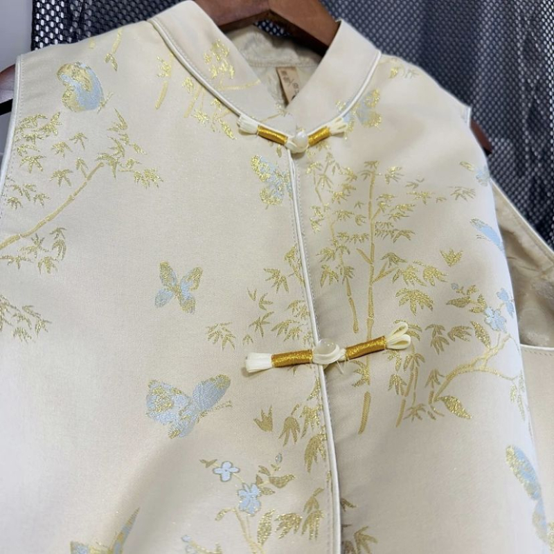 Bez rukava vest s polo ovratnikom, chenille jacquard tkanina, proljeće 2025