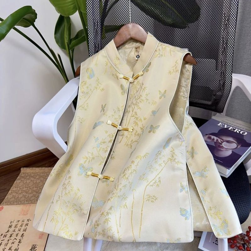 Bez rukava vest s polo ovratnikom, chenille jacquard tkanina, proljeće 2025