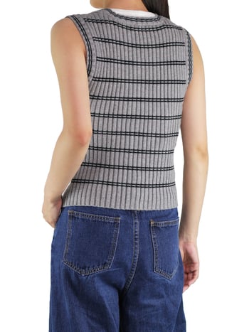 Ženski cardigan-vest s V-izrezom, prugasti pleteni uzorak, vlakno viskoza 80–90%, slobodan kroj, duljina 50–65 cm