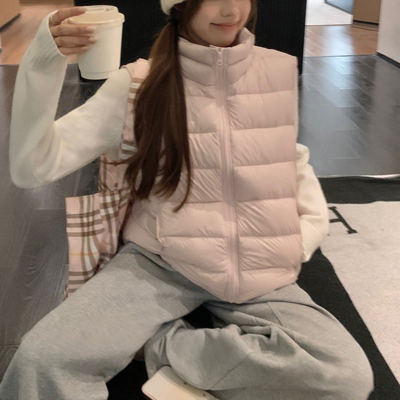 Ženska bez rukava vesta s poliesterskim punjenjem, Zima 2026, ležeran kroj, zatvarač