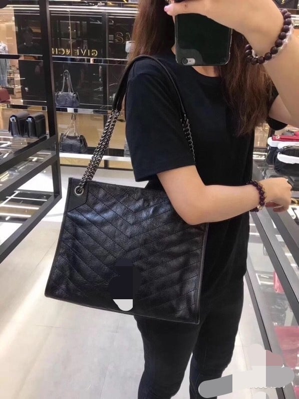 Yuxin valódi bőrből készült tote táska olaj-viaszos felülettel, vízszintes négyzetes forma, mágneszáras zárás, telefon- és irattartó zsebbel