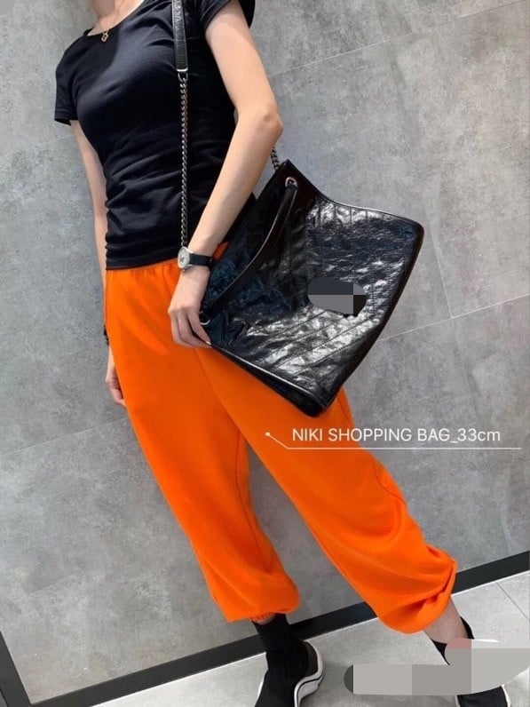 Yuxin valódi bőrből készült tote táska olaj-viaszos felülettel, vízszintes négyzetes forma, mágneszáras zárás, telefon- és irattartó zsebbel