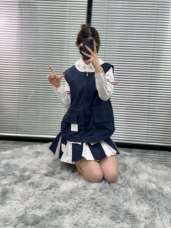 Ženski prsluk sa zipom, V-izrez, blok boja, pamuk, udoban kroj