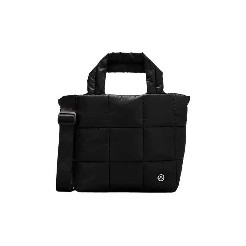 Ženska torba za poslovna putovanja, poliester, vertikalno kvadratni oblik, zatvaranje na zip, unutarnja pregrada sa zatvaračem (Stil: Poslovno putovanje; Materijal: Poliester; Oblik: Vertikalno kvadratni; Otvaranje: Zip; Unutarnja: Pretinac sa zatvaračem)