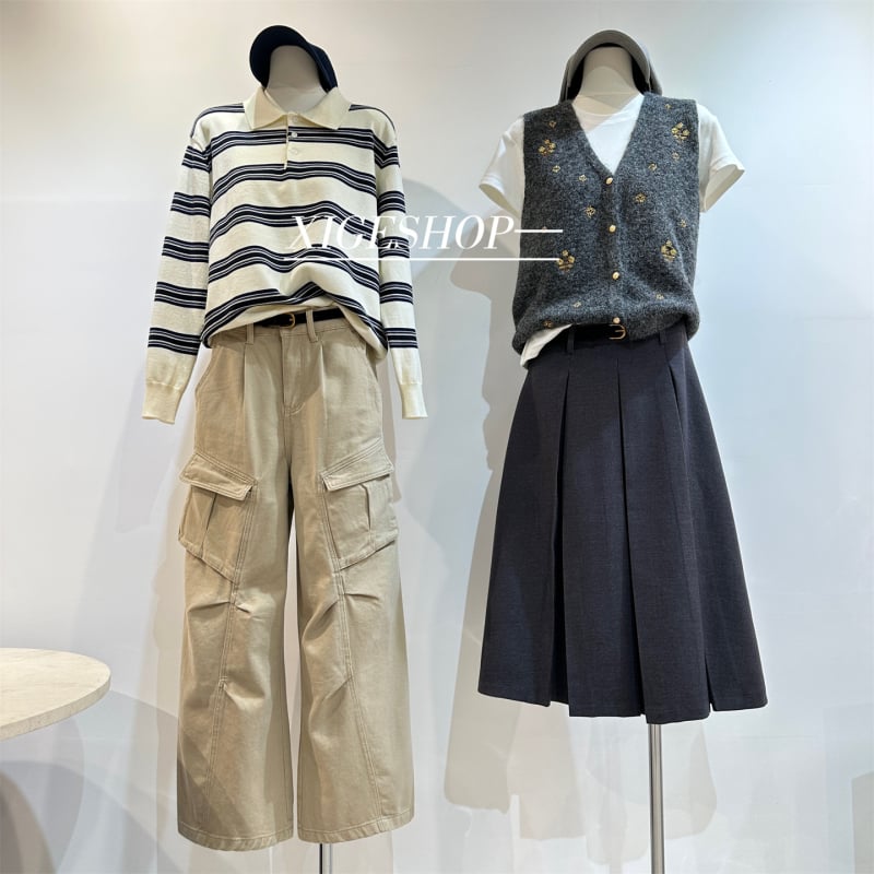 V-izrez liemenog prsluka, pleteni poliester, uzorak biljaka i cvijeća, slobodan kroj, obična duljina, japansko-korejski ležerni stil, jesen 2025