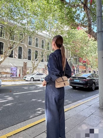 Crossbody táska, városi minimalist stílus, oxford anyag, boríték dizájn, flap zár