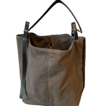 Vászon tote táska, uniszex stílus, hengeres forma, kampónyitás, belső telefonzseb (Ősz 2025)