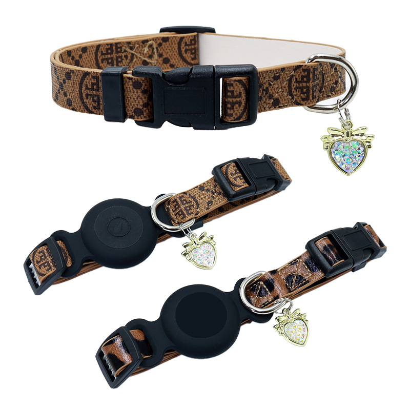 AirTag-kompatibilis nyakörv védőtok – leopárd mintás, műbőr, univerzális kompatibilitás, AURORA PET