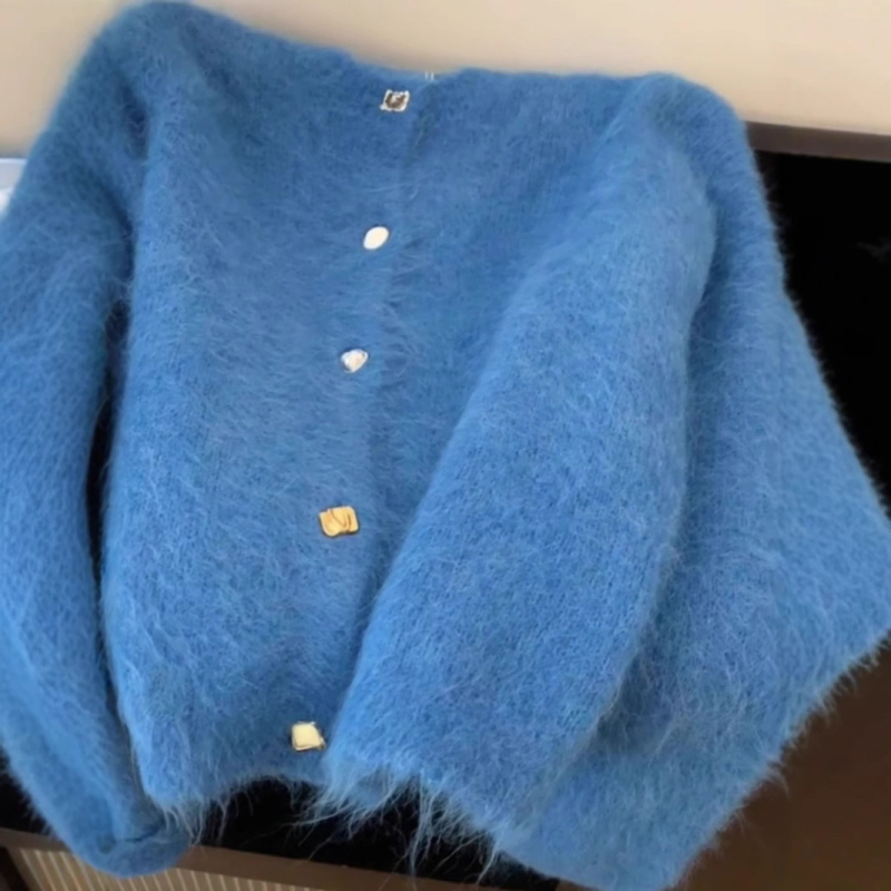 Mohair kardigan za žene, okrugli ovratnik, dugi rukavi, srednja gustoća, jesen 2024