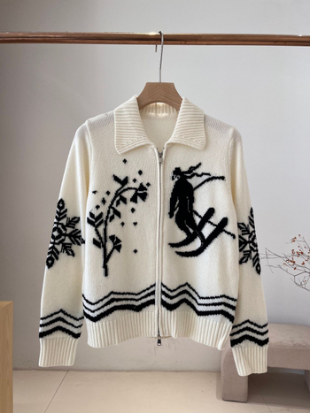 Ženski pleteni kardigan s jacquardom i klopom ovratnika, prednje kopčanje, dugi rukavi, srednje debljine, Zima 2024