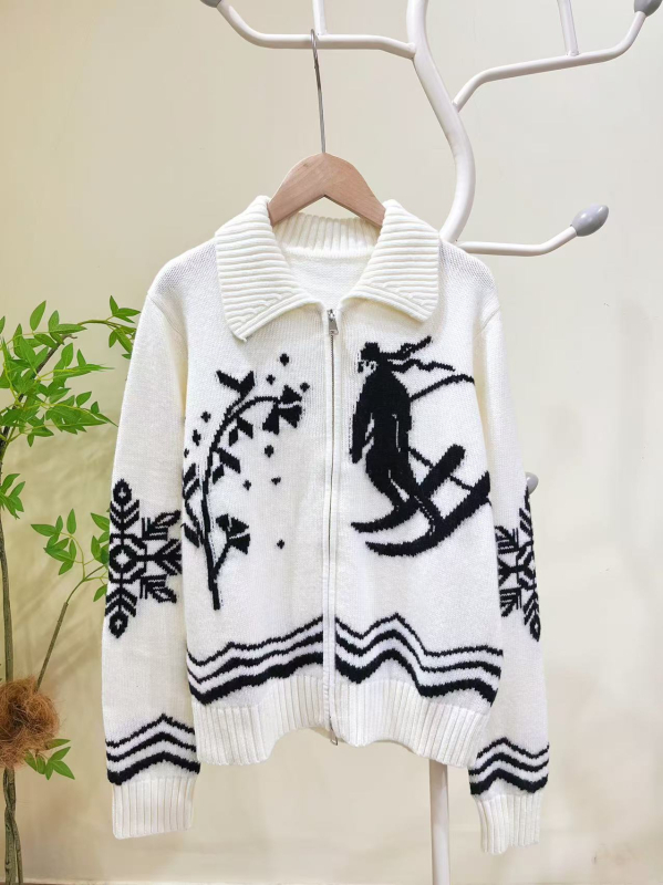 Ženski pleteni kardigan s jacquardom i klopom ovratnika, prednje kopčanje, dugi rukavi, srednje debljine, Zima 2024
