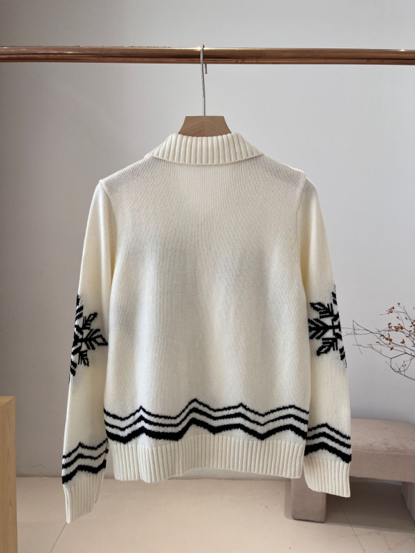 Ženski pleteni kardigan s jacquardom i klopom ovratnika, prednje kopčanje, dugi rukavi, srednje debljine, Zima 2024