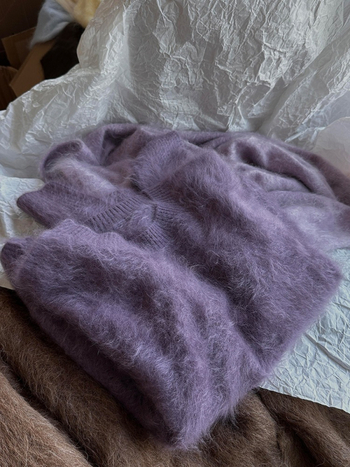 Női mohair kötött pulóver mink velvet textúrával, vastag kötés, kerek nyak, hosszú ujjú, kapucnis