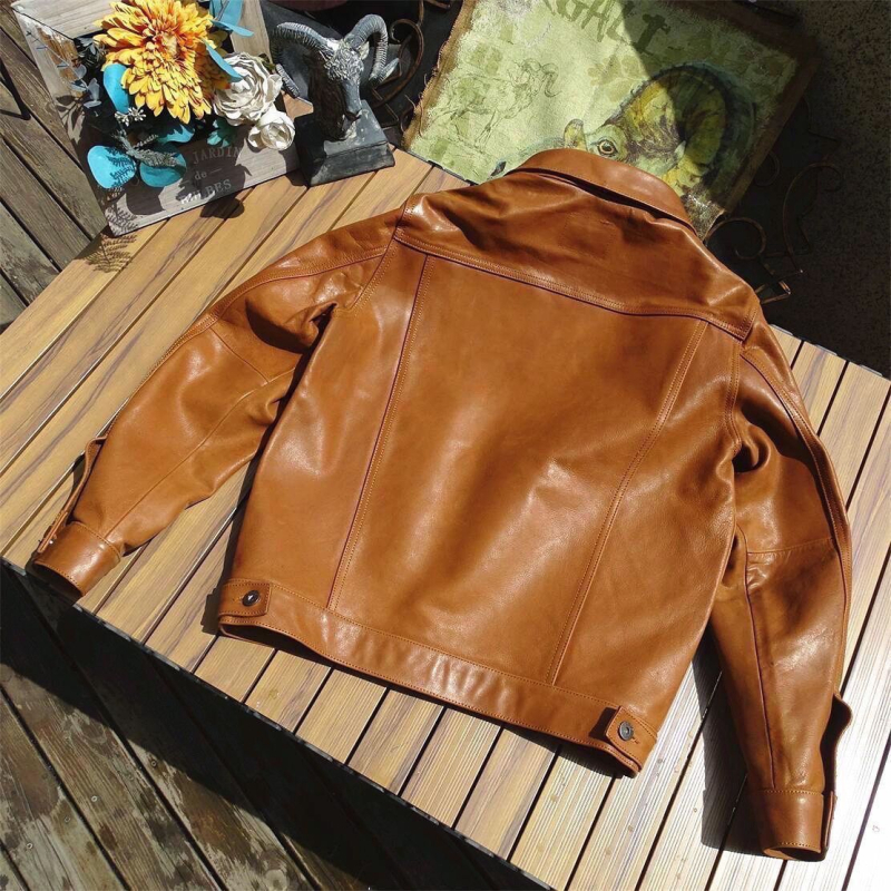 Férfi bőrdzseki, valódi báránybőr, ultra rövid hossz, rever, egy soros záródás, testhez álló fazon