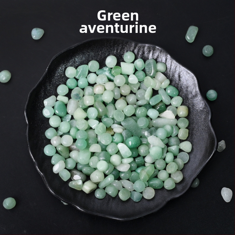 Krištalni čipovi za dekoraciju akvarija s temom Buddhe — Prirodni pet elemenata kristala, Marka Chuse, Model CSHH-20251215, Pakiranje papirnate kutije