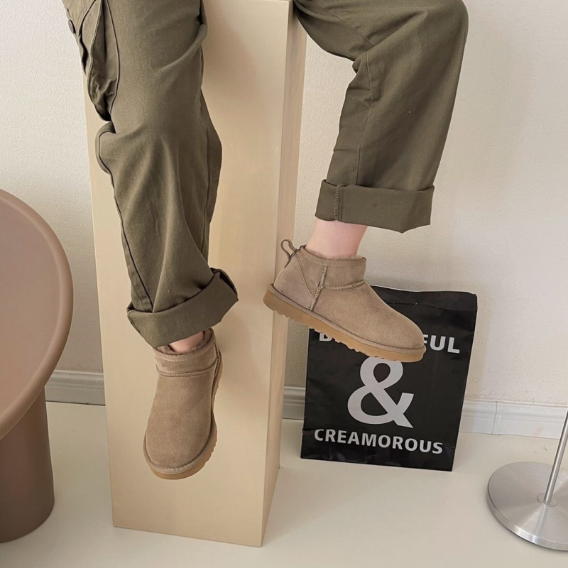 Muške čizme za snijeg, gornji dio od ovčje kože s vunom, EVA đon, okrugli vrh, ravna peta, zimsku upotrebu