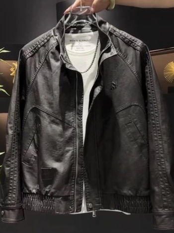Muška PU kožna jakna s podstavom od flisa, slobodan kroj, bikerski stil, stojeći ovratnik, zatvarač sprijeda, jesen 2024