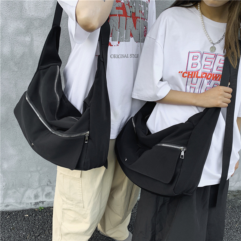 Muška crossbody torba od platna, prozračna, jednobojni uzorak, model 307, podstava od poliestera