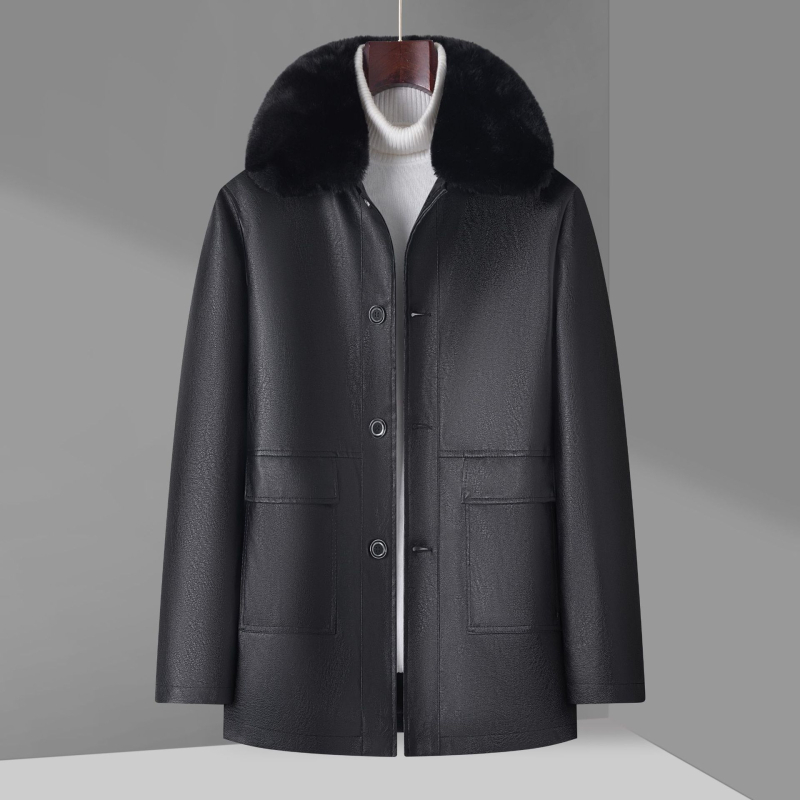 PU bőr férfi kabát — fleece bélés, laza szabás, gallér lapos, egyrendes zárás, oldalsó zsebek