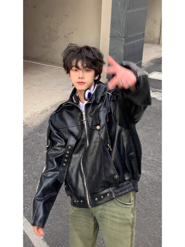 Férfi PU bőrkabát, cleanfit stílus, elülső cipzár, poliészter bélés, kapucni nélküli