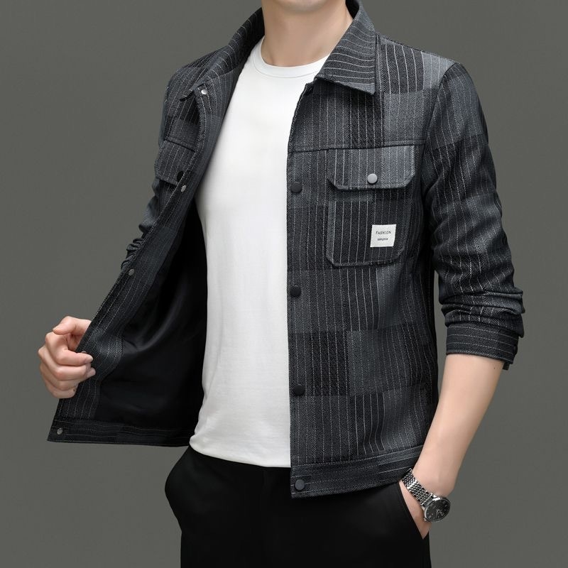 PU кожено мъжко яке, вертикална ивица, реверен яка, едноредово закопчаване, релефни принт детайли