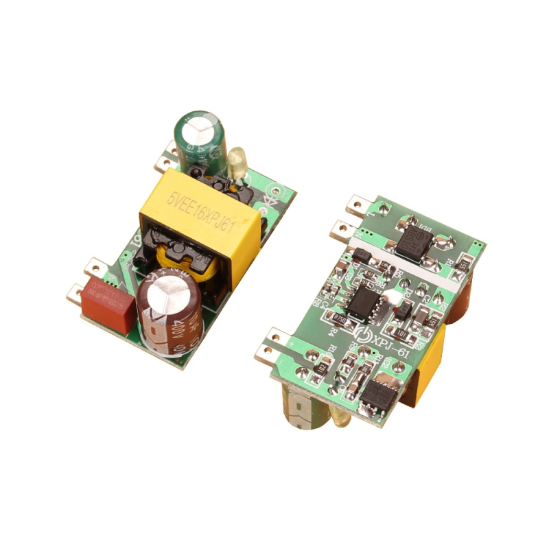 Изолиран мултиизходен превключващ модул за захранване: 12V 1A, 5V 2.4A, 24V 0.5A