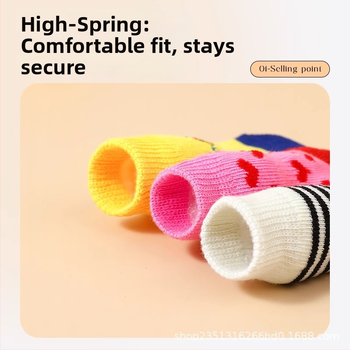 Topánky a ponožky pre psy na vonkajšie použitie, ochranné návleky na nohy proti špine, topánky pre mačky a domáce zvieratá, ochrana proti škrabaniu pre malé psy (Materiál: Iné; Aplikovateľné na: Univerzálne; Import nie; IP oprávnenie: Nie)