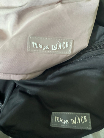 Nylon uniszex hátizsák záróval, 3D külső, belső telefontartó zseb és laminált cipzáras zseb, 2024 télben debütált