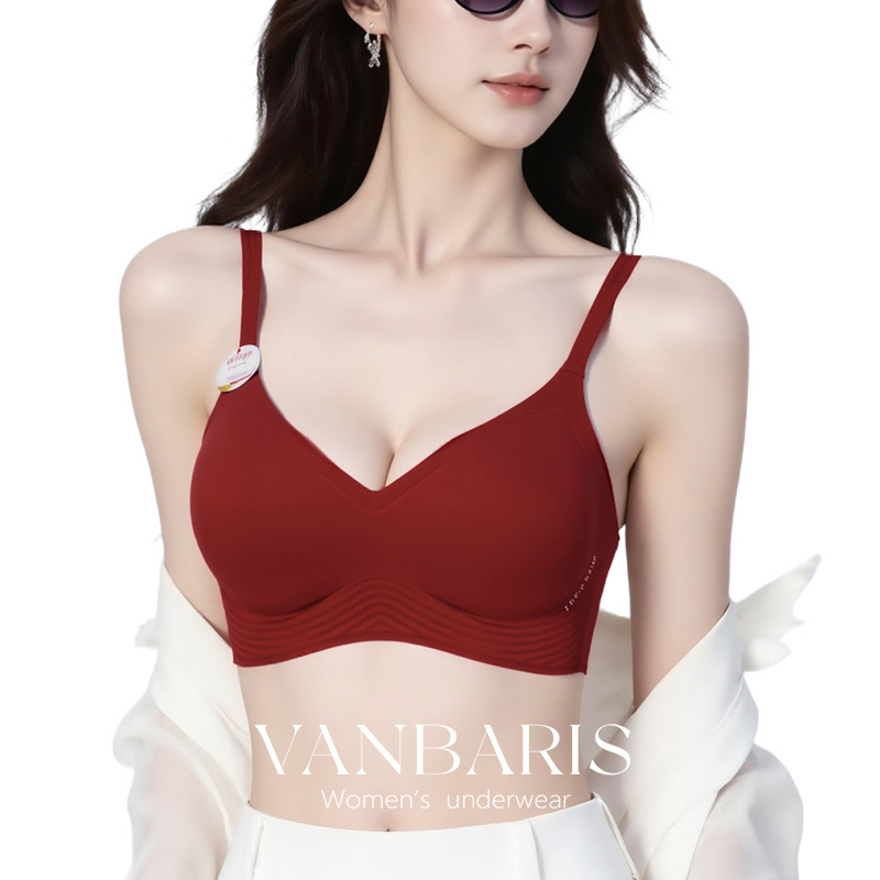 Push-Up grudnjak, Šalice 3/4, Tanko oblikovane košarice, Glavni materijal: najlon s 70% elastana, Podstava 30% elastana, Stražnje četiri reda kopči